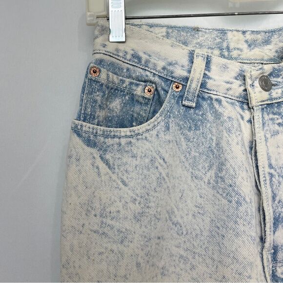 Vintage Levi’s Acid Wash High Waisted Jeans - Picture 6 of 12